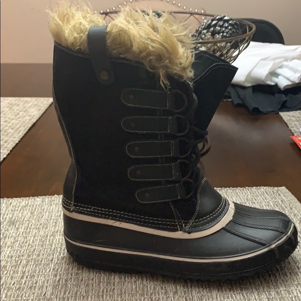 Snow boots - Picture 3 of 4